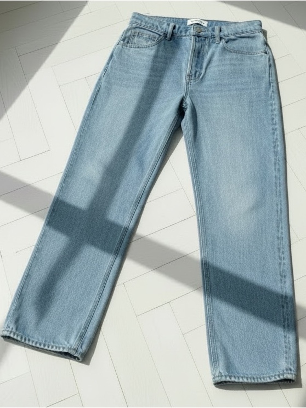 REFORMATION 🌟Jeans Casey Relaxed Mid Rise Straight Button Fly Blue Jeans Size 26